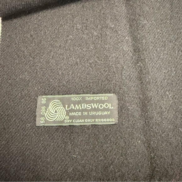 Black Lambswool Fringe Scarf Soft Warm Winter Shawl Made in Uruguay - Picture 2 of 5